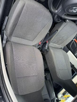 Volkswagen Up! 1.0 move up! BlueMotion picture 19