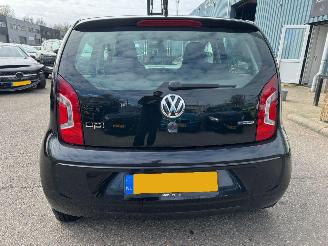 Volkswagen Up! 1.0 move up! BlueMotion picture 4