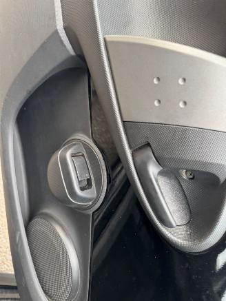 Peugeot 107 1.0 AUTOMAAT Active picture 17