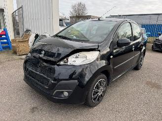 Auto incidentate Peugeot 107 1.0 AUTOMAAT Active 2012/11