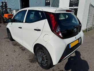 Toyota Aygo 1.0 VVT-i x-fun picture 3