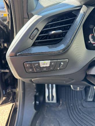 BMW 1-serie 118i AUTOMAAT High Executive picture 14