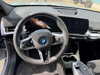 BMW iX2 eDrive20 67 kWh picture 21