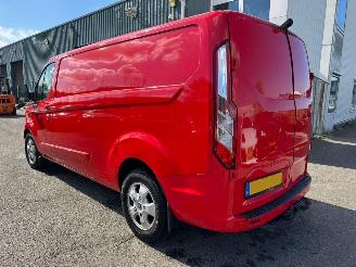 Ford Transit Custom 340 2.0 TDCI L2H1 Ambiente picture 3