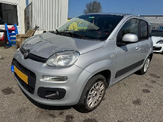 skadebil auto Fiat Panda 0.9 AUTOMAAT TwinAir Lounge 2015/1