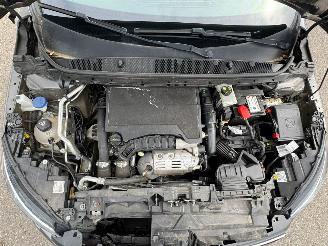 Peugeot 308 SW 1.2 PureTech Blue Lease Executive picture 9