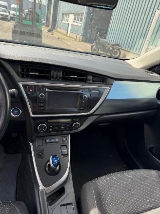 Toyota Auris 1.8 AUTOMAAT Hybrid Aspiration picture 13