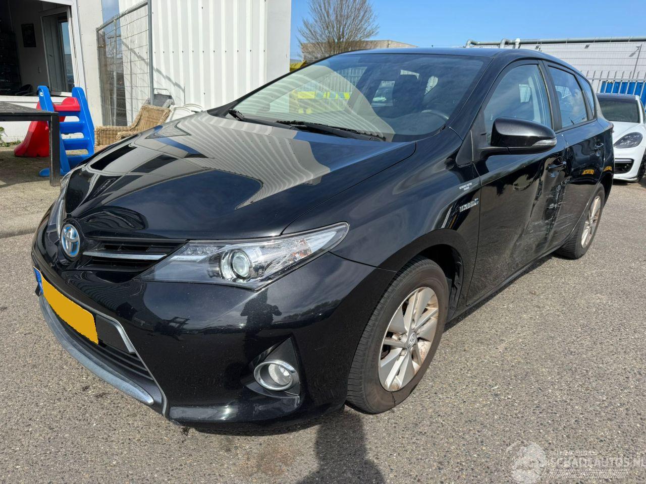 Toyota Auris 1.8 AUTOMAAT Hybrid Aspiration