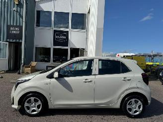Kia Picanto 1.0 AUTOMAAT DPI DynamicPlusLine picture 2