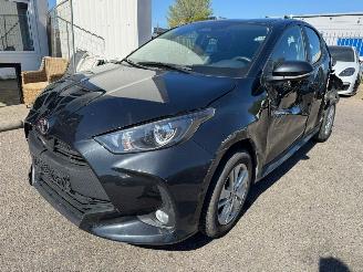 Schadeauto Toyota Yaris 1.5 AUTOMAAT Hybrid 115 Active 2024/10