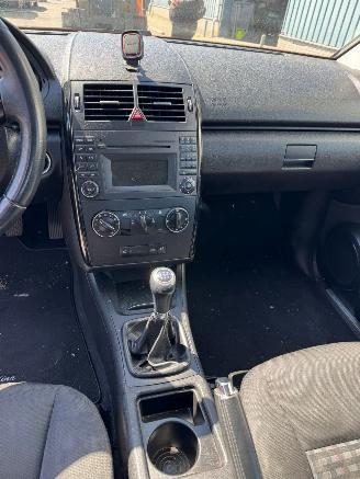 Mercedes A-klasse 160 BlueEFFICIENCY Classic picture 11