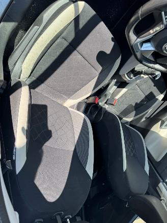 Nissan Micra 1.0 IG-T N-Design picture 18