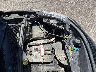 Peugeot 2008 1.2 PureTech GT-line picture 11