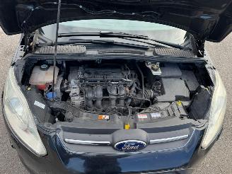 Ford C-Max 1.6 Titanium picture 10