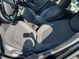 Renault Captur 0.9 TCe Dynamique picture 15