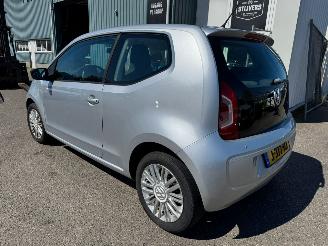 Volkswagen Up! 1.0 groove up! BlueMotion picture 3