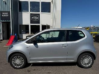 Volkswagen Up! 1.0 groove up! BlueMotion picture 2