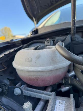 Volkswagen Golf 1.0 TSI Connected Series picture 9