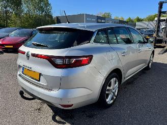 Renault Mégane Estate 1.2 TCe Life picture 5