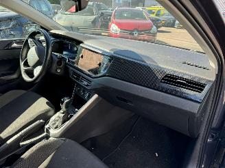 Volkswagen Polo 1.0 TSI Life picture 10