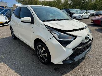 Toyota Aygo 1.0 VVT-i x-joy picture 6