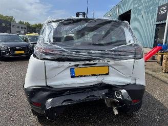 Opel Crossland 1.2  AUTOMAAT Turbo Level 4 picture 4