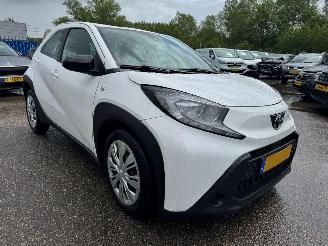 Schadeauto Toyota Aygo 1.0 VVT-i MT Play 2023/5