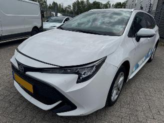 krockskadad bil auto Toyota Corolla Touring Sports 1.8 AUTOMAAT Hybrid Active 2022/11