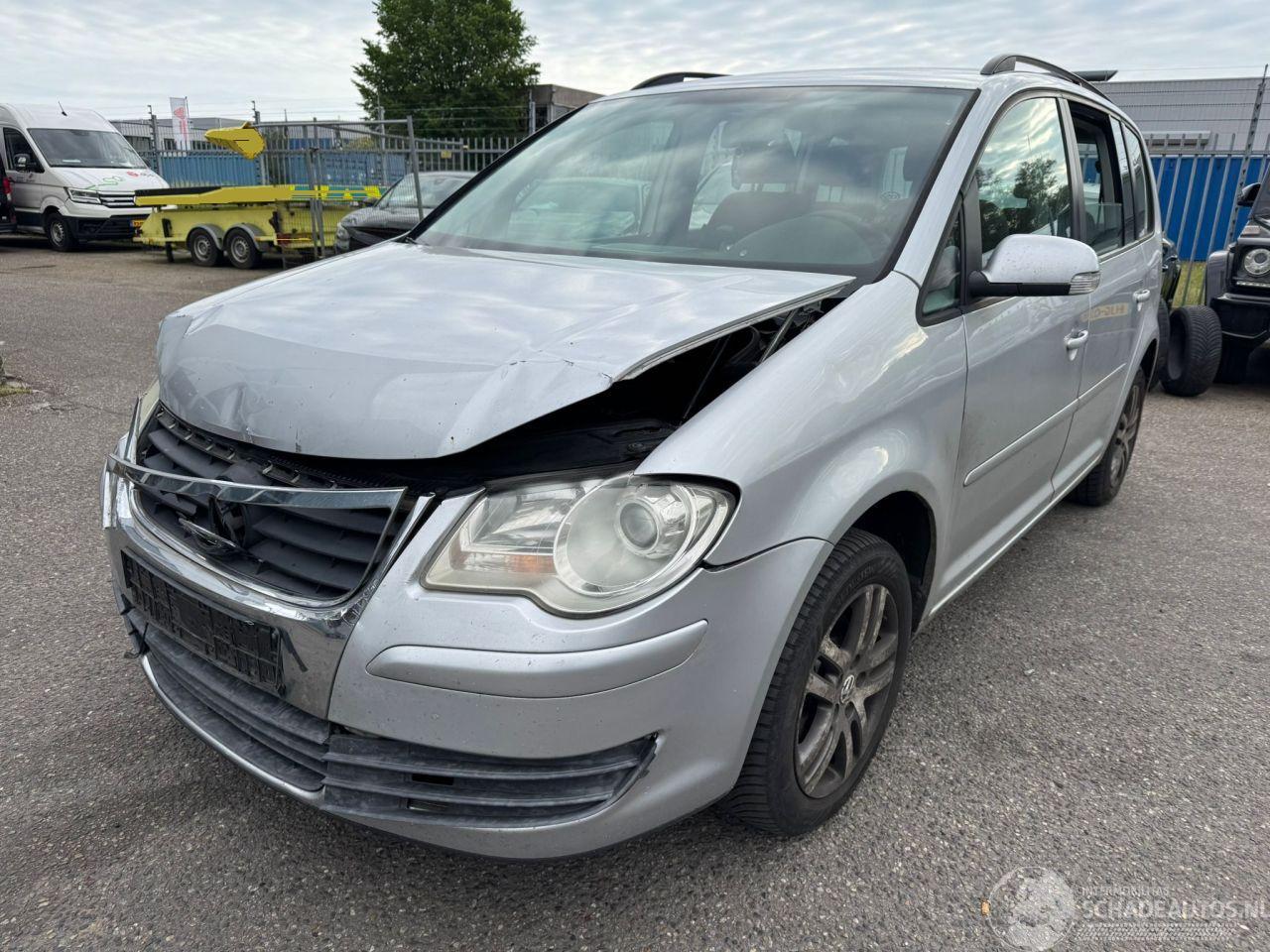 Volkswagen Touran 1.9 TDI Comfortline Business