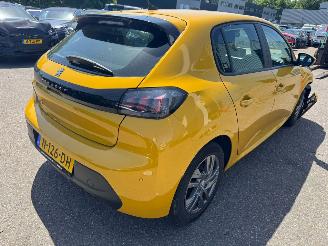 Peugeot 208 1.2 PureTech Active Pack picture 5