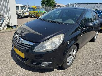 Damaged car Opel Corsa 1.3 CDTi EcoFlex S/S Cosmo 2011/1