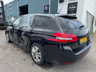 Peugeot 308 SW 1.6 BlueHDI Blue Lease Executive Pack picture 3