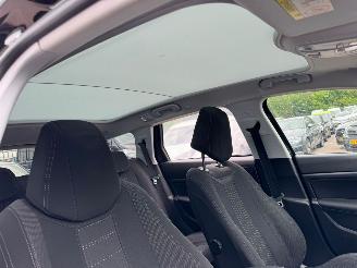 Peugeot 308 SW 1.6 BlueHDI Blue Lease Executive Pack picture 13
