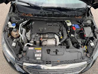 Peugeot 308 SW 1.6 BlueHDI Blue Lease Executive Pack picture 7