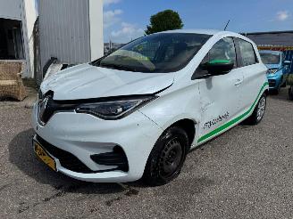 Damaged car Renault Zoé R110 Life Carshare 52 kWh 2021/12