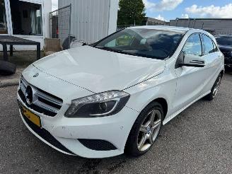 Avarii autoturisme Mercedes A-klasse 200 Prestige 2013/7