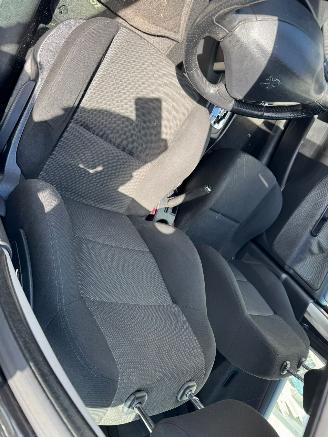 Peugeot 207 1.6 AUTOMAAT VTi XS Pack picture 17