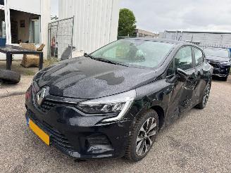 Coche accidentado Renault Clio 1.0 TCe 90 Equilibre 2023/9