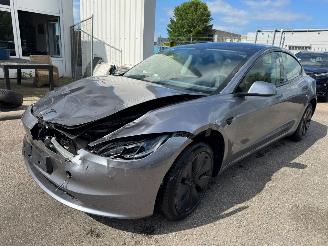 skadebil auto Tesla Model 3 RWD60 kWh 2025/11