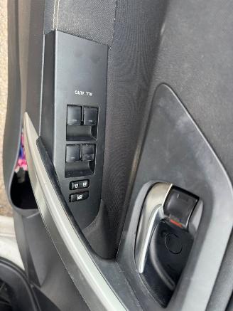 Toyota Auris 1.8 AUTOMAAT Hybrid Executive picture 18