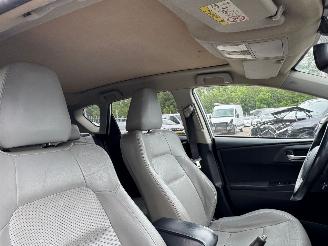 Toyota Auris 1.8 AUTOMAAT Hybrid Executive picture 15