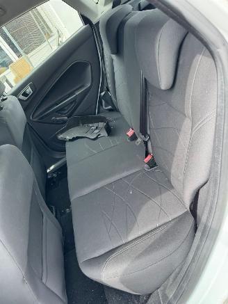 Ford Fiesta 1.5 TDCi Style picture 16