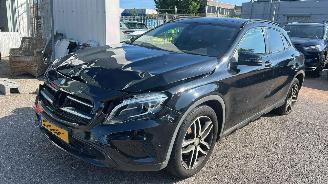 Schadeauto Mercedes GLA 180 Ambition 2016/6