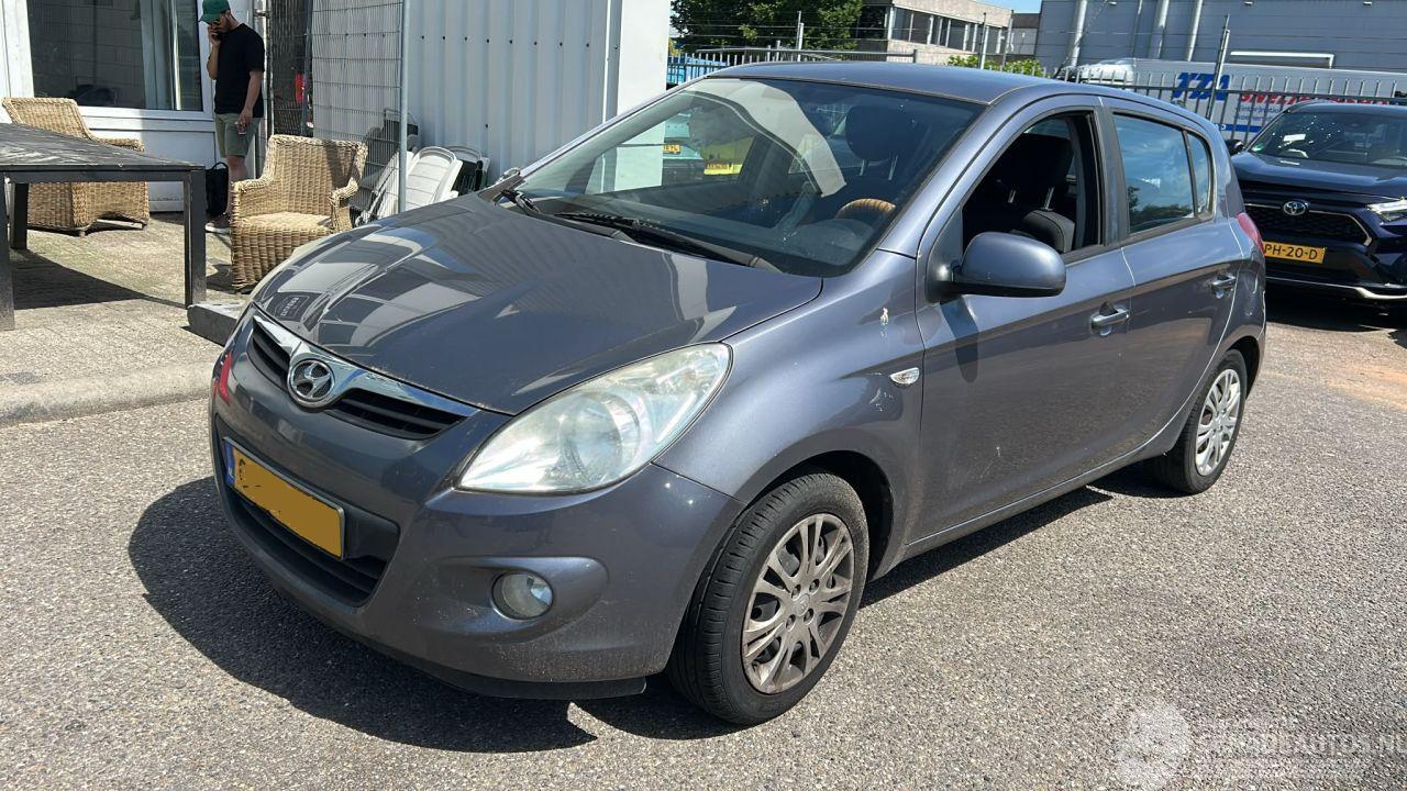 Hyundai I-20 1.2i DynamicVersion