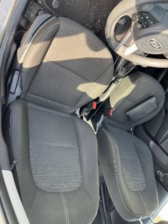 Kia Picanto 1.0 CVVT EconomyPlusLine picture 20