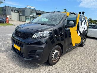 Schade bestelwagen Peugeot Expert 1.6 BlueHDI 95 Compact Premium 2019/6