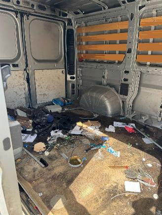 Peugeot Boxer 330 2.0 BlueHDI L1H1 Pro picture 6