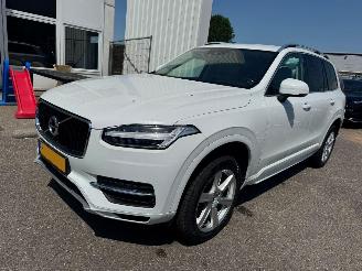 Damaged car Volvo Xc-90 2.0 D5 AWD Inscription 2017/4