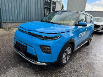 Schadeauto Kia E-Soul ExecutiveLine 64 kWh 2023/4