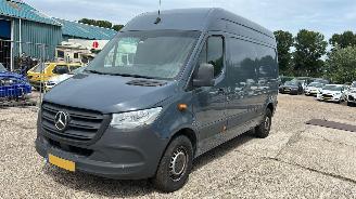 Schade bestelwagen Mercedes eSprinter Mercedes-Benz eSprinter 2021/7
